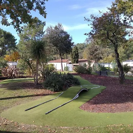 Mobil Ronce Le Bain Semesterpark *